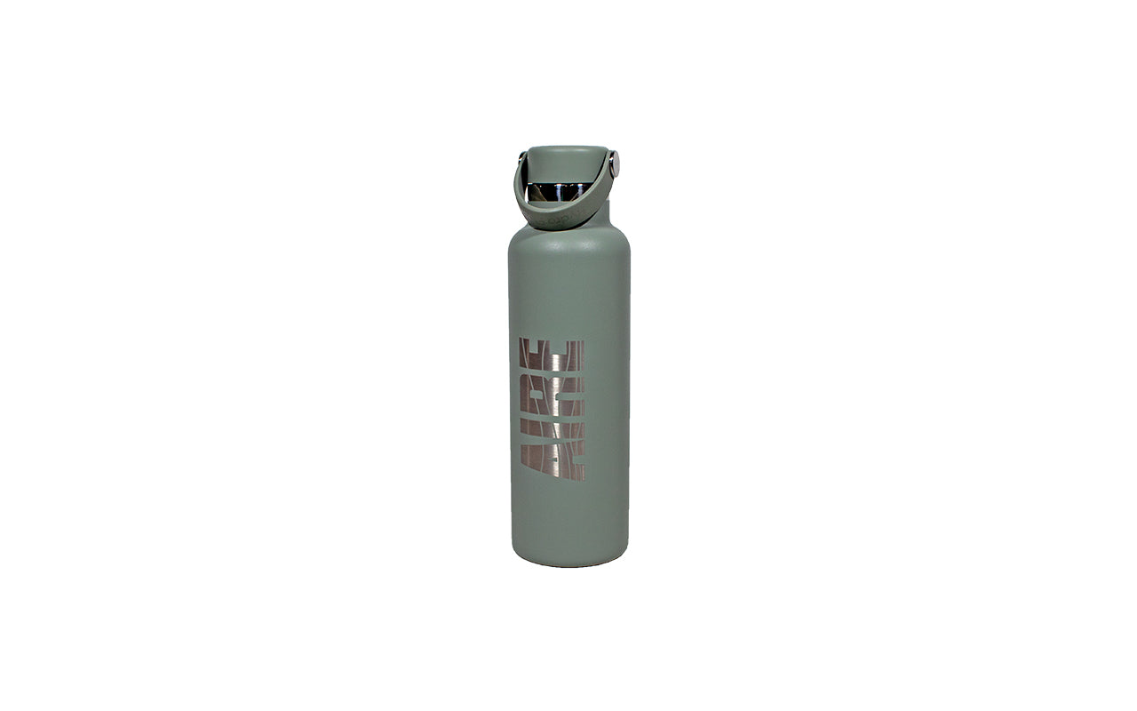Hydro Flask 21 oz Standard Mouth Water Bottle | River & Hiking