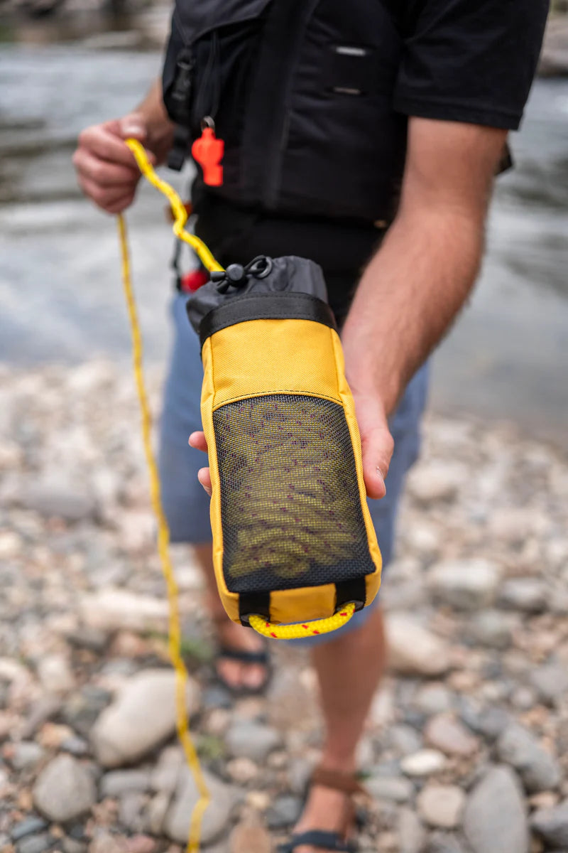 River Station GuideLaunch Waist Throw Bag - Jet Black/Gold